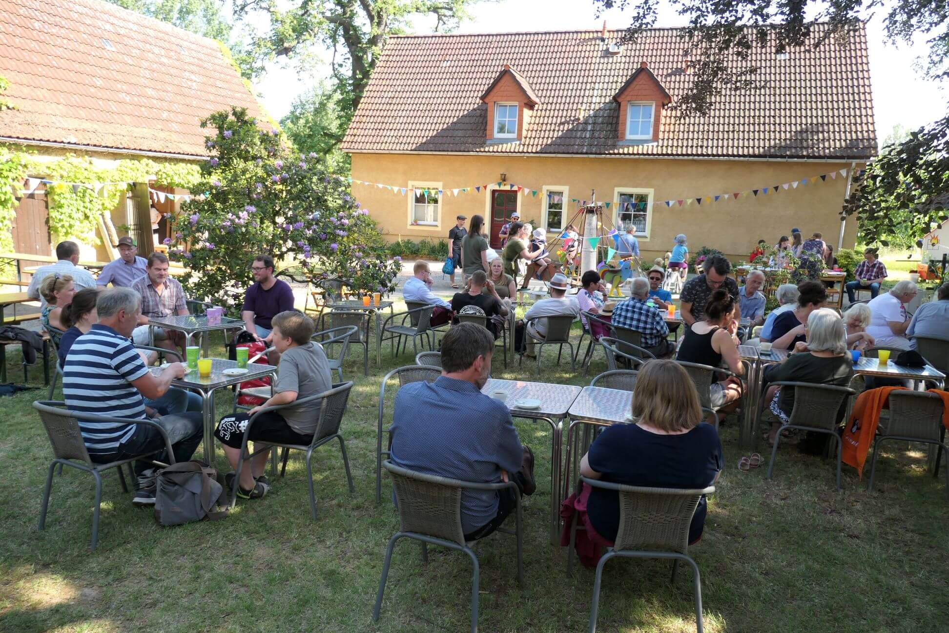 Zeit für Gespräche zum Kirchgemeindefest