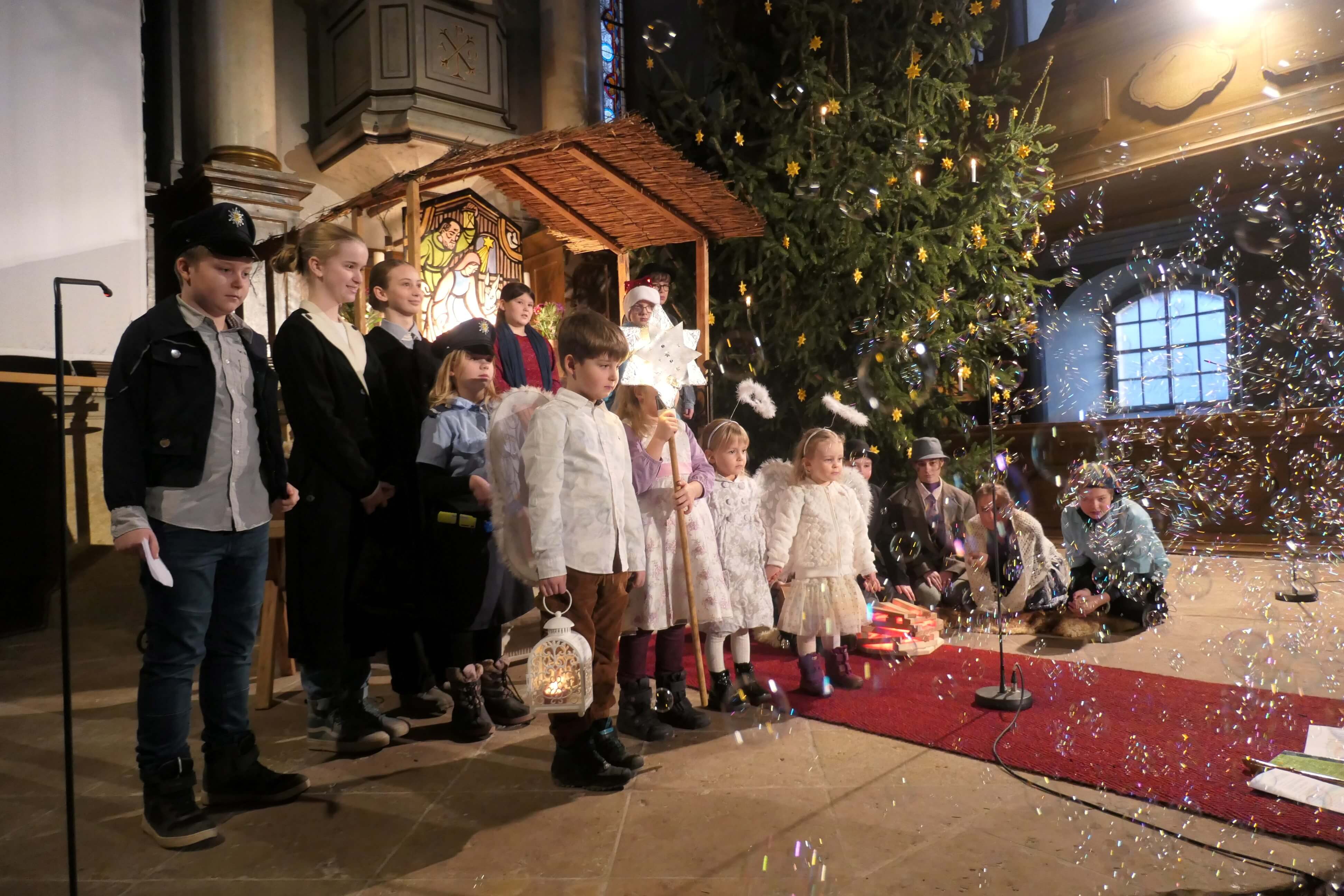 Krippenspiel zur Christvesper in Rüsseina